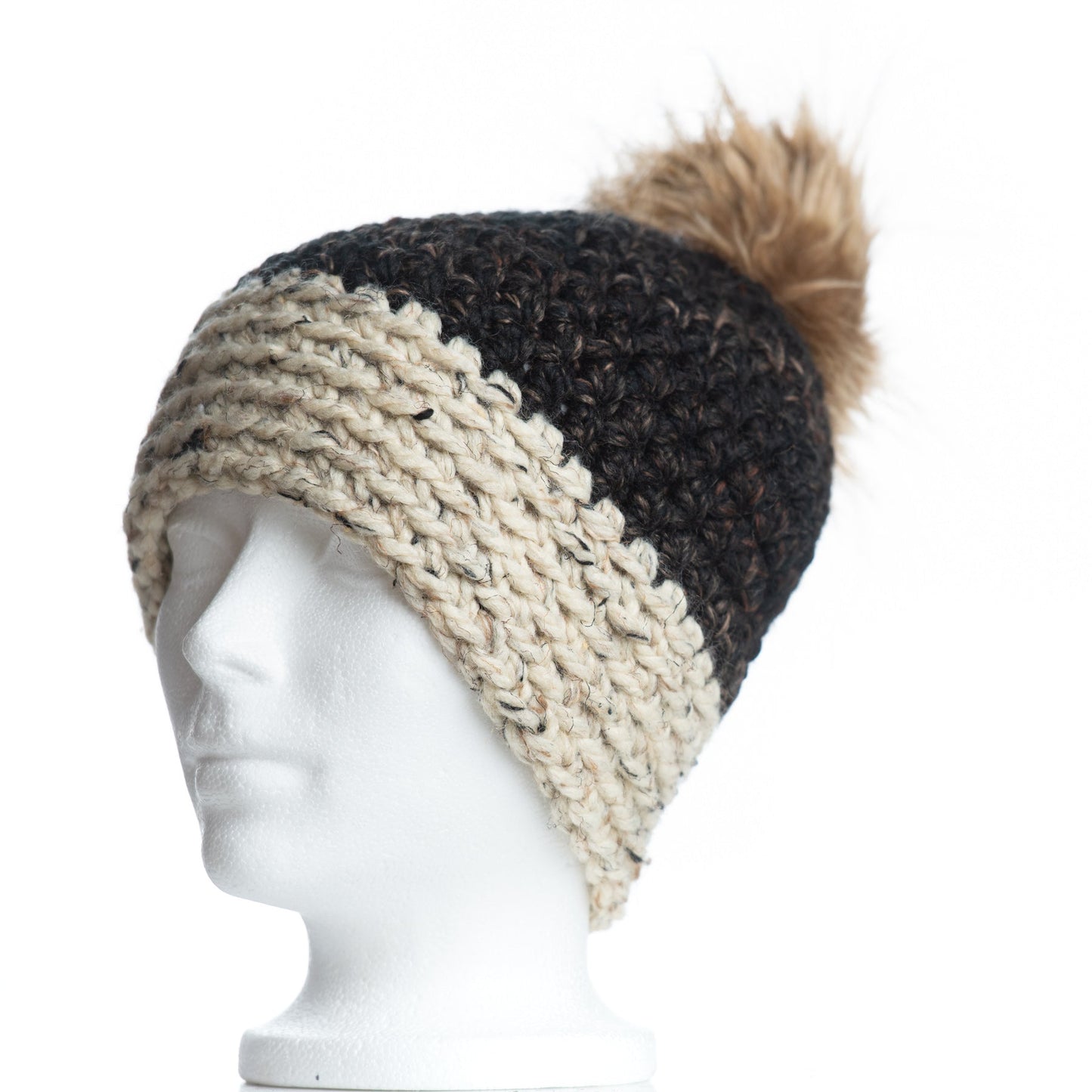 Toasted Almond with Oatmeal & Caramel Pom