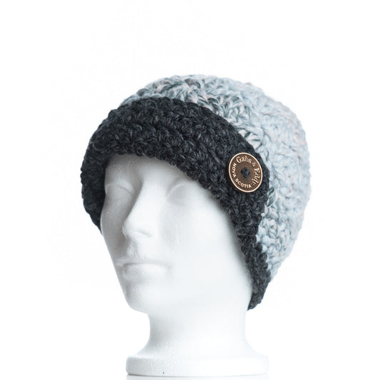 Chunky Button Flapper in Arctic Ice with Charcoal